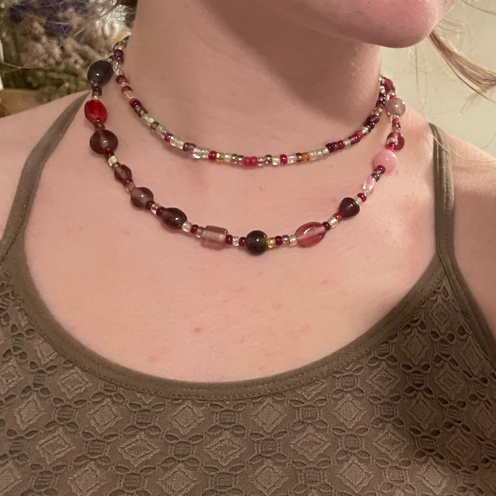 Set of two handmade necklaces.
